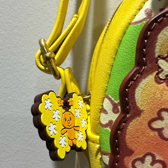 Loungefly Strawberry Shortcake Orange Blossom Figural Crossbody Bag New with tag - Picture 4 of 10